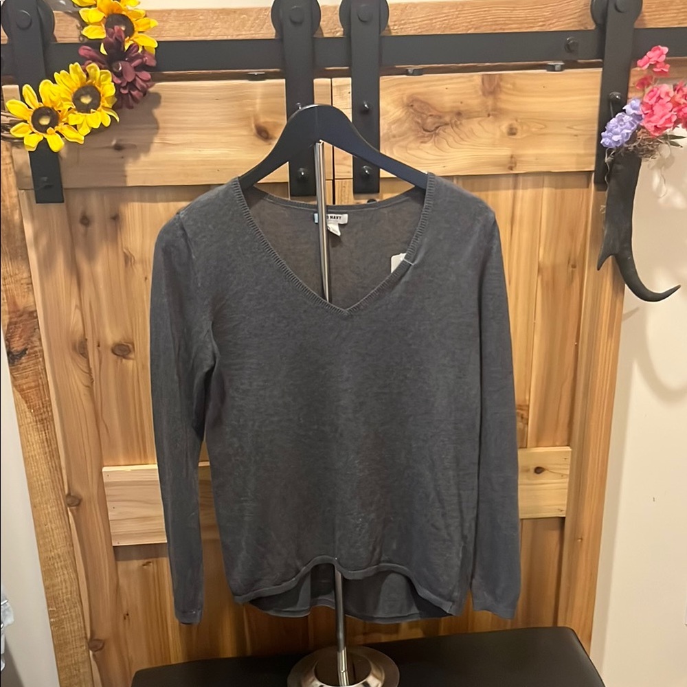 Old Navy Charcoal V-Neck Sweater for Women